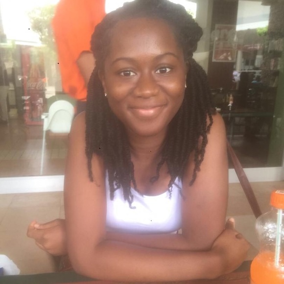 Meet Your Posher! - Picture 1 of 2